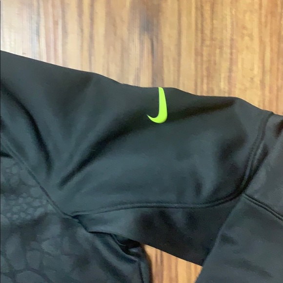 Nike Therma FiT “King James”Men Sweeter - Picture 5 of 10